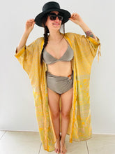 Cargar imagen en el visor de la galería, Kimono Chic Largo amarillo
